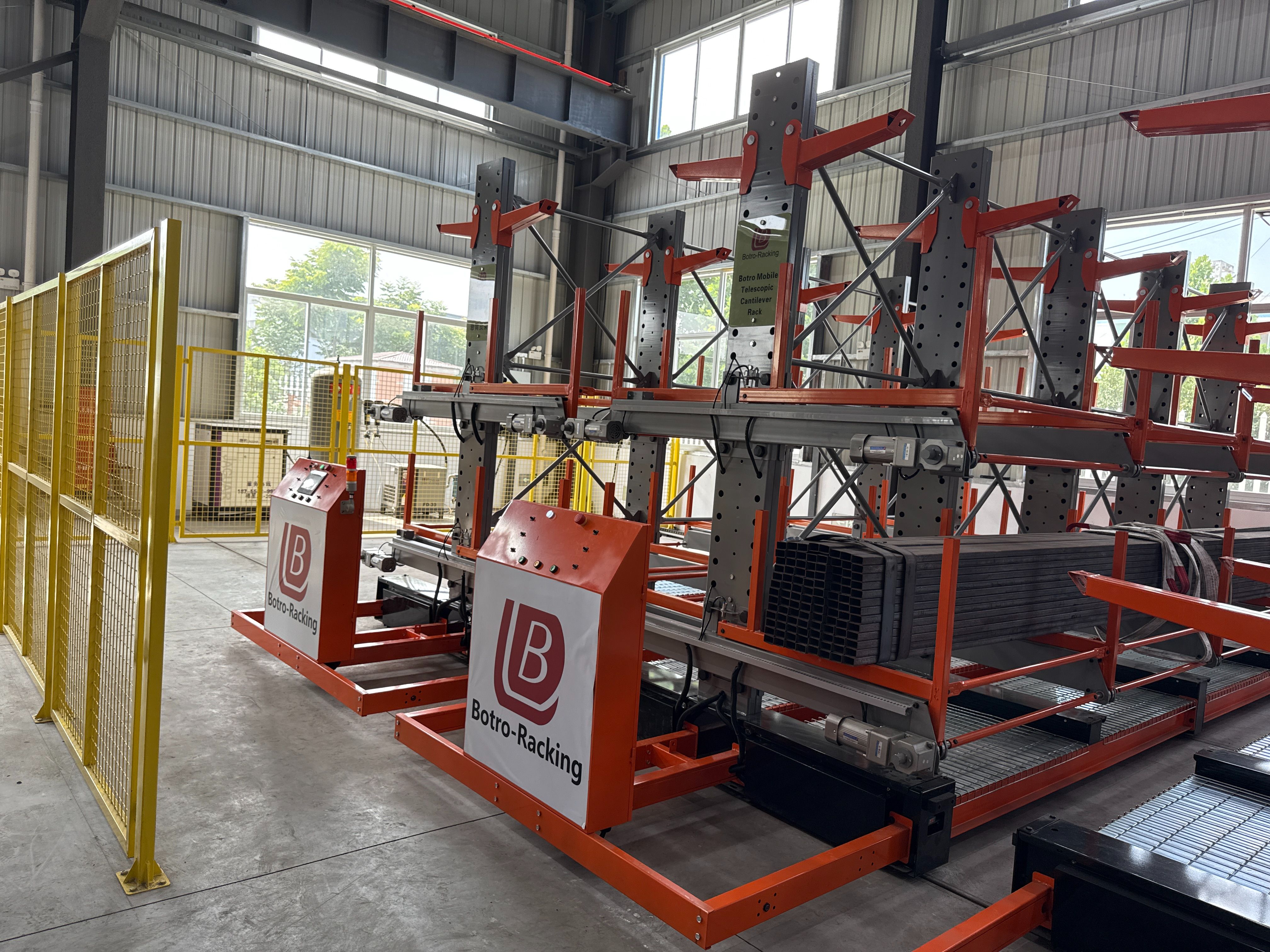 Mobile Roll Out en voladizo Racking1