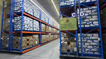 mobile racking_3225_1814.jpg