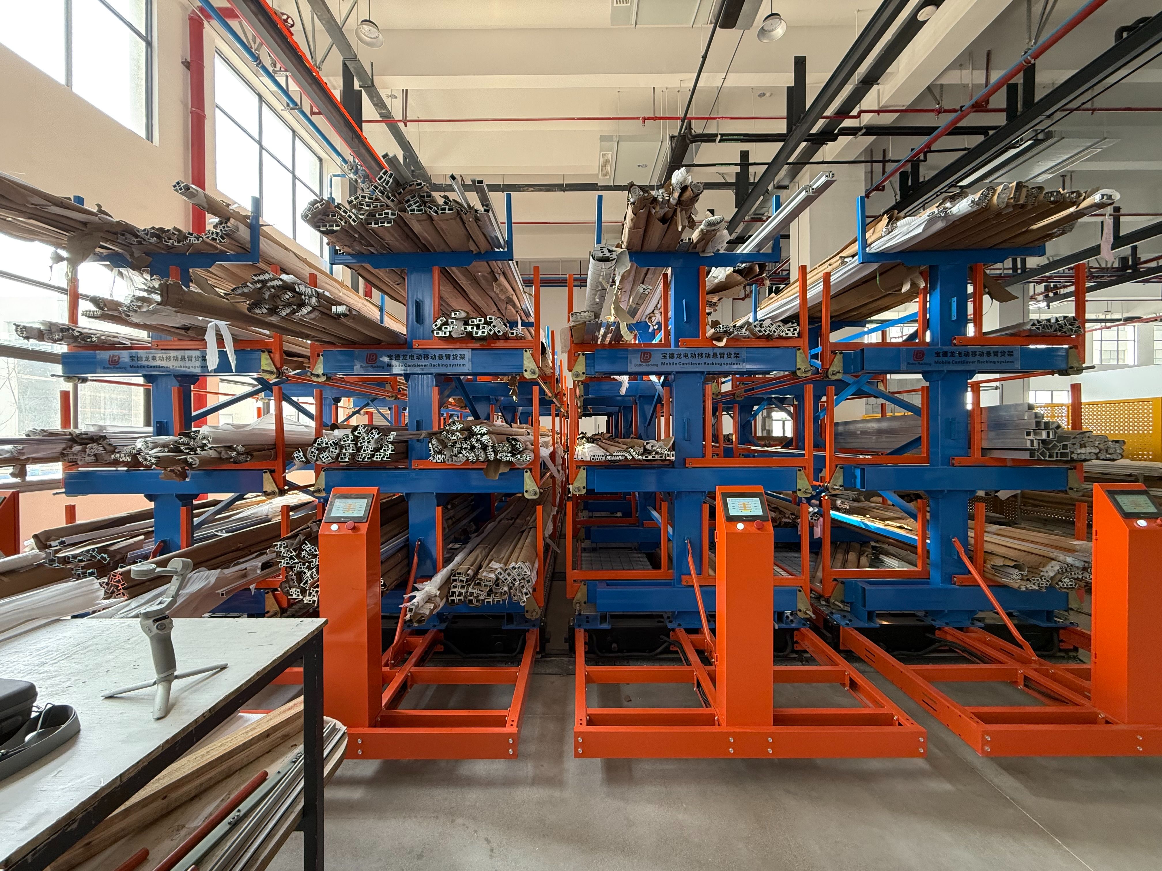 Rolling Mobile Out Cantilever Racking