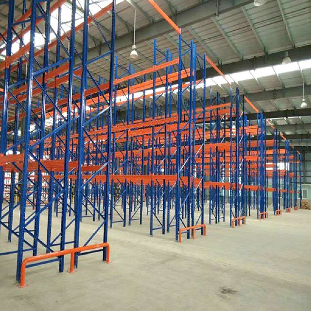 Sistema de estanterías de paletas selectivas de servicio pesado para almacenes industriales